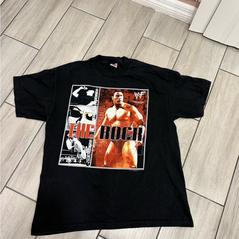 ITEM#85 Vintage The Rock WWE WWF Wrestling Promo T-shirt Tee Size XL 22x29